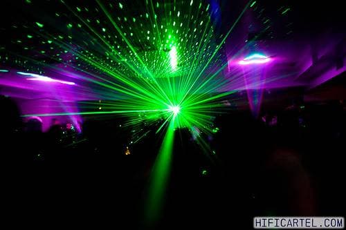 Лазерная установка купить в Севастополе для дискотек, вечеринок, дома, кафе, клуба